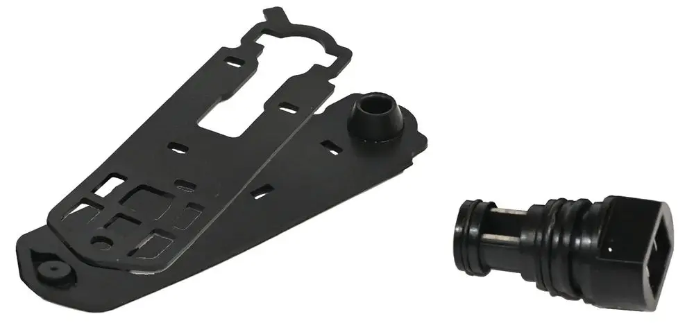 Wartungsset von Syr bestehend aus einer flachen, schwarzen Halterung und einem verbundenen schwarzen Element, geeignet für die NeoSoft 2500 Connect.